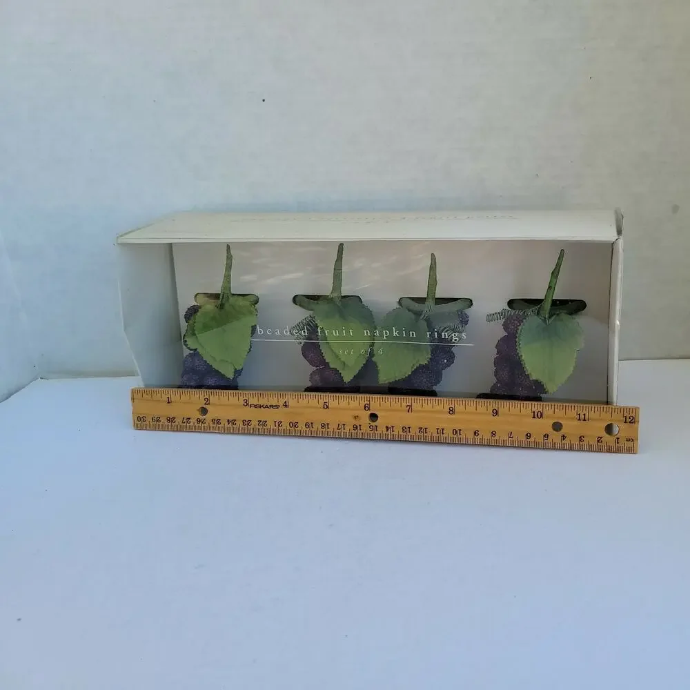 Pier 1 Beaded Fruit GRAPES Napkin RINGS Holders Set of 4 Tablescape Decor